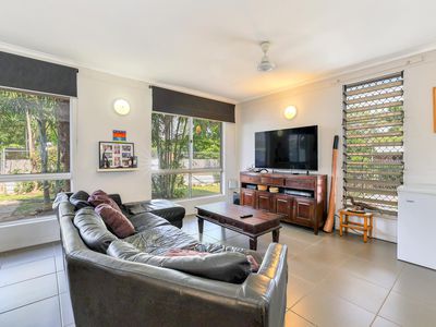1 / 6 Colley Court, Moulden