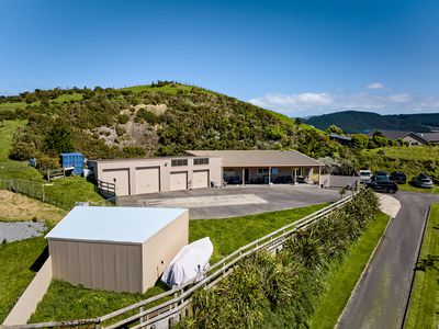 132 Bing Lucas Drive, Tawa