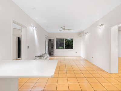 2 / 670-678 Bruce Highway, Woree