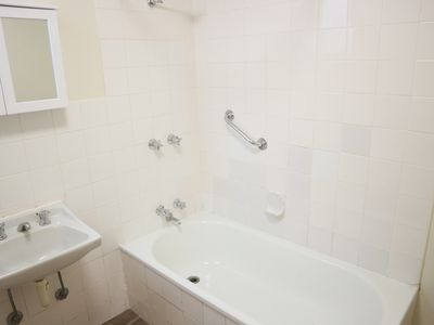 5 / 46 Geelong Road, Footscray