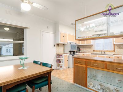 5 McNabb Avenue, Geelong West