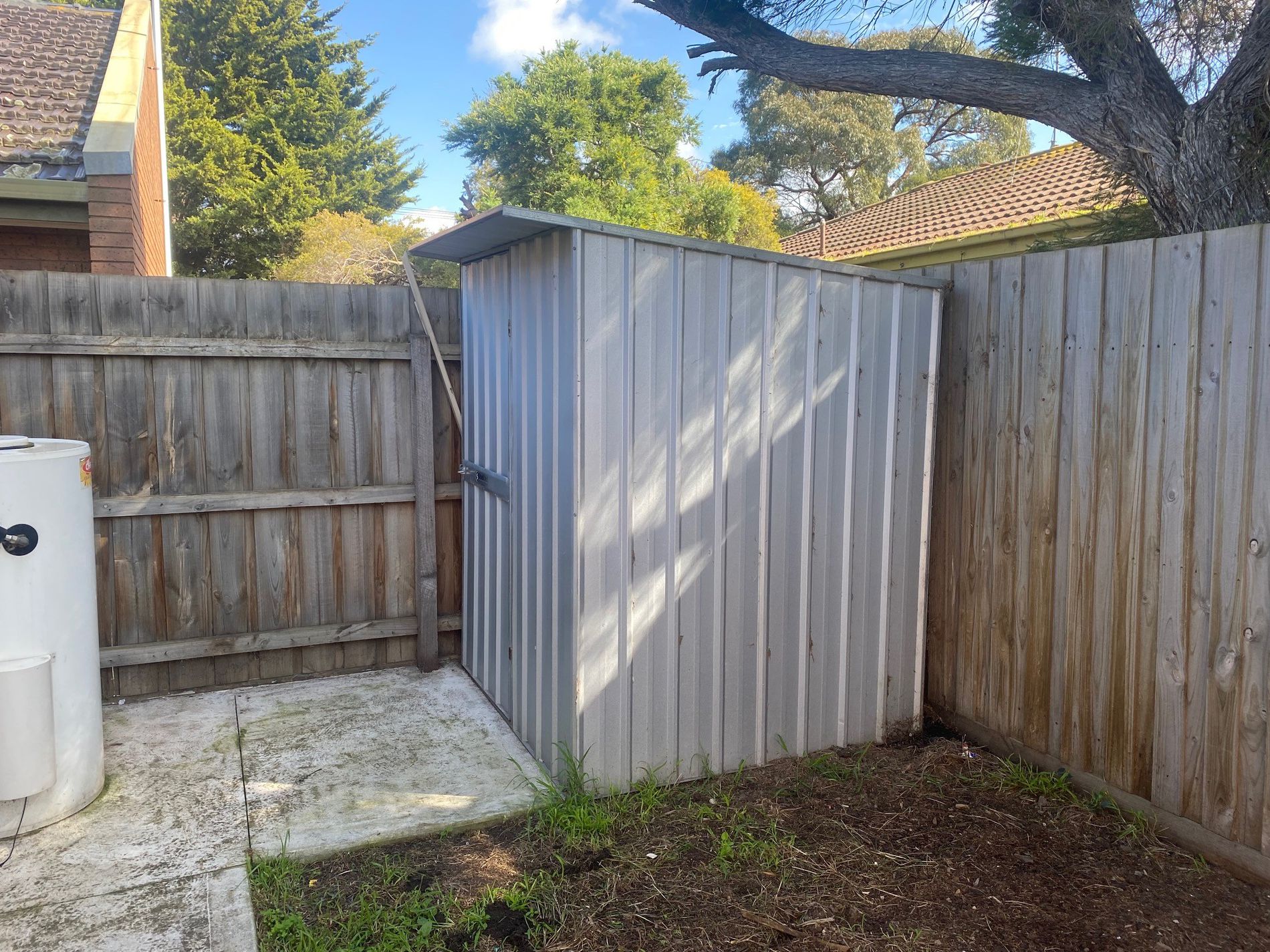 2 / 23 Mayfield Grove, Altona Meadows