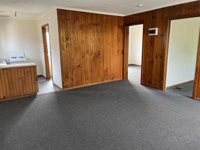 3 / 6 Portarlington Road, Newcomb