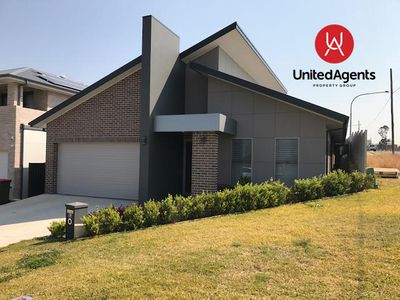 18 Little John Street, Middleton Grange