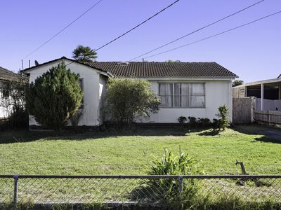 7 Centre Avenue, Werribee