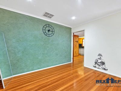 19 Winnima Avenue, Hampton Park