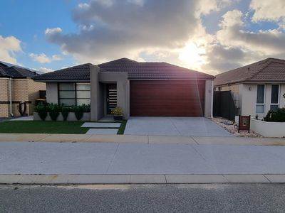 42 Pulchella Ramble, Banksia Grove