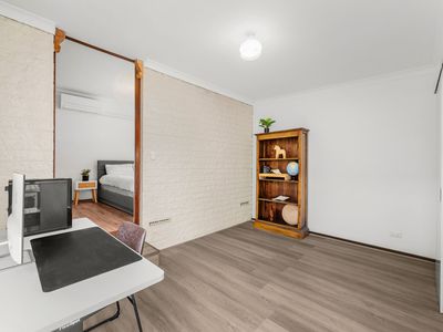 10 Hawk Grove, Willetton
