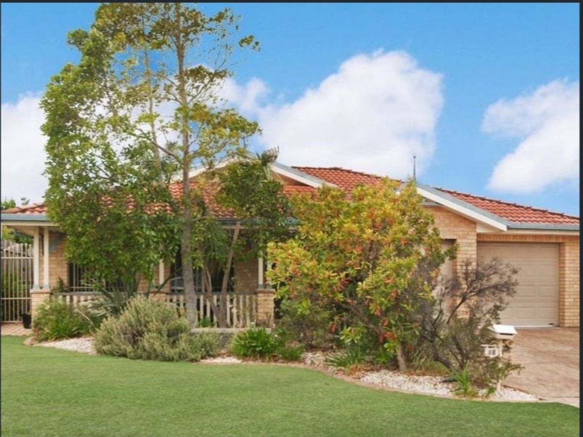12 Murchison Close, Blue Haven