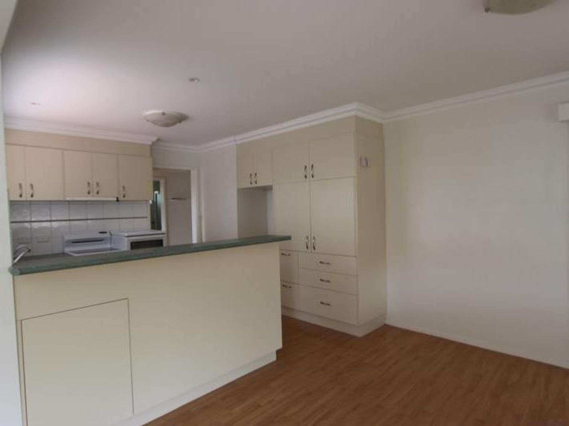 22 Bostock Avenue, Manifold Heights