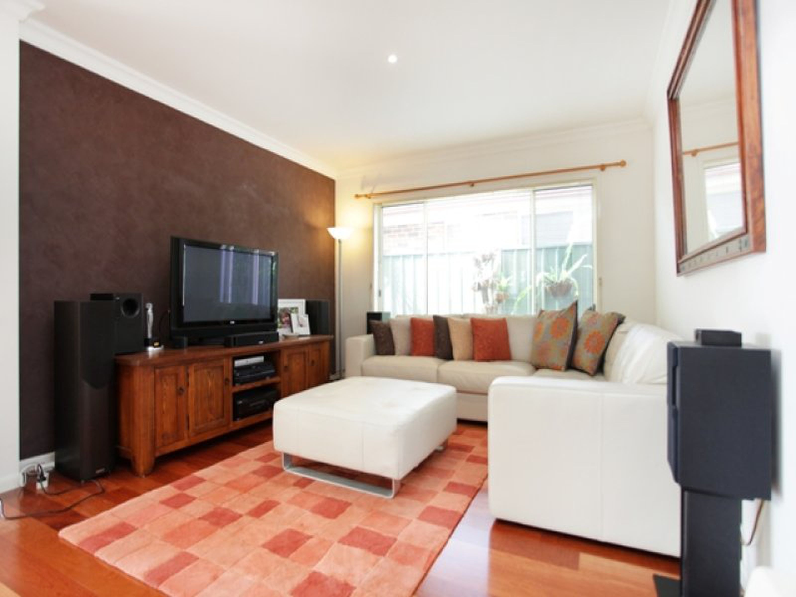 24 St Andrews Drive, GLENMORE PARK