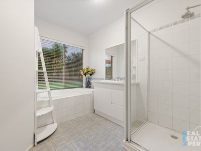 95 The Promenade, Narre Warren South