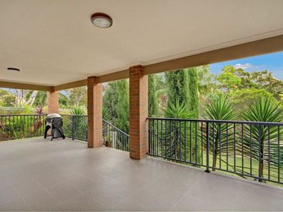 32 Baker Street, Oatley