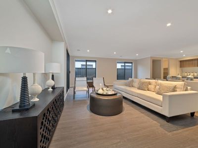 114 Yeungroon Boulevard, Clyde North