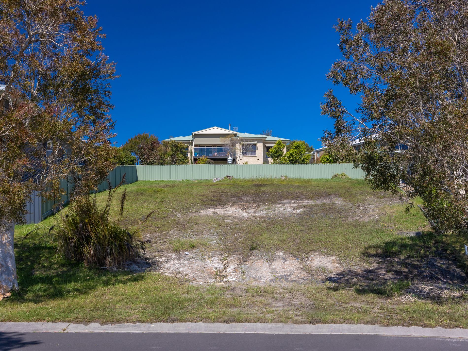 77 Golden Wattle Drive, Ulladulla
