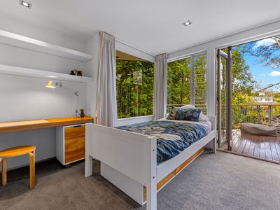 12B Parr Terrace, Castor Bay