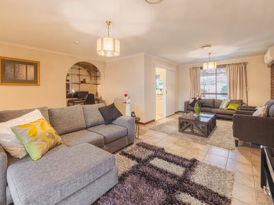 6 ALLARD COURT, Keilor Downs