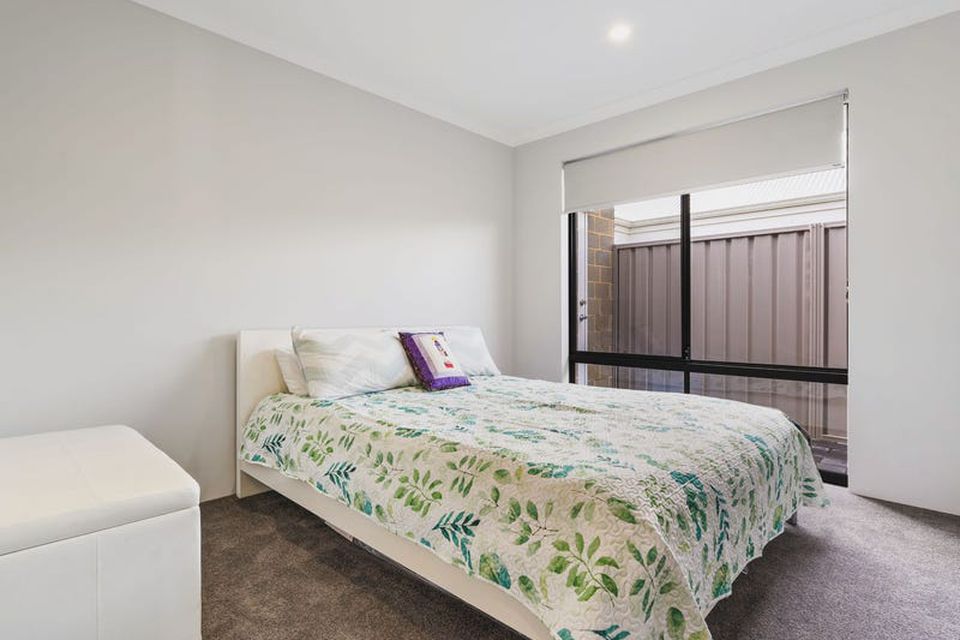12 Pennant Boulevard , Geographe