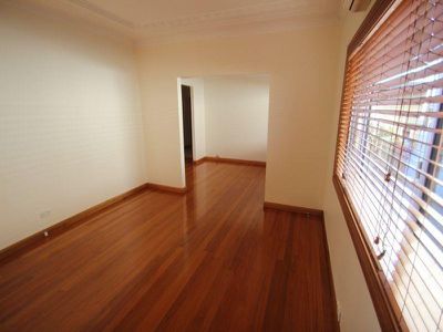 8 Sydney Street, Panania