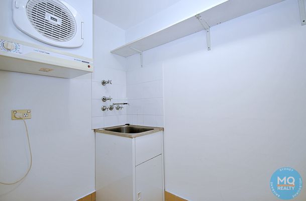 12 / 3 Nurmi Avenue, Newington