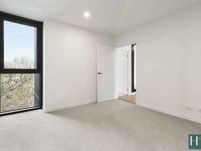 325 / 139-149 Boundary Road, North Melbourne