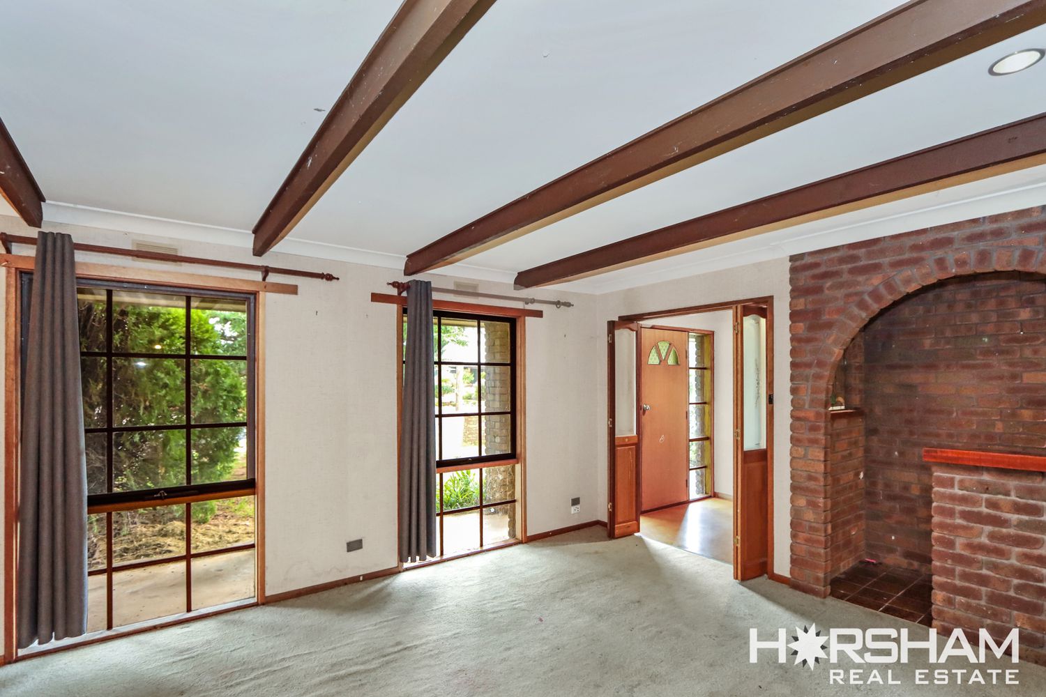 28 Windsor Crescent, Horsham
