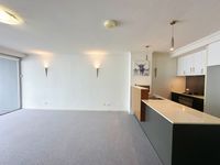 883 level 7 / 43 Hercules Street, Hamilton