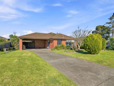 6 Rachel Court, Sale
