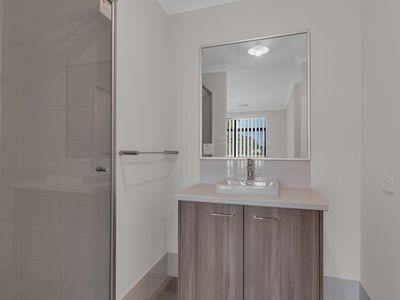 5 DAINTREE STREET, Baldivis