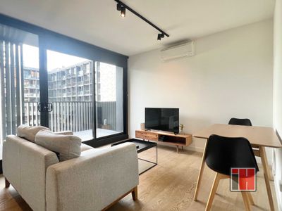 1703 / 33 Coventry Street, Southbank