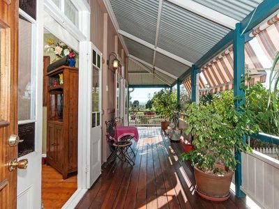 85 Glebe Road, Silkstone