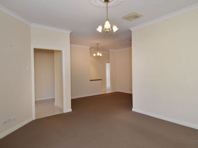 6 Kunanalling Avenue, Kalgoorlie