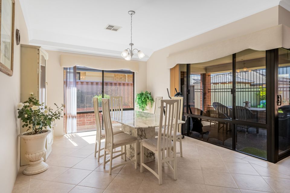 22 Rhapsody Close, Shoalwater