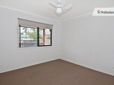 12 / Brentford Road, Bethania