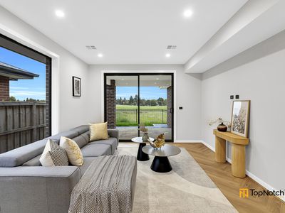 18 Ambient Crescent, Beveridge