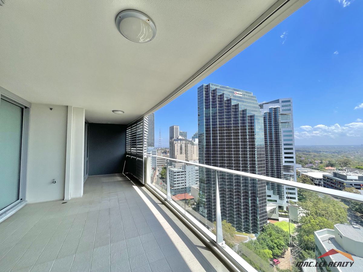 2005 / 11 Railway Street, Chatswood