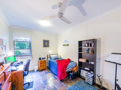 19 Sonaree Drive, Kingaroy