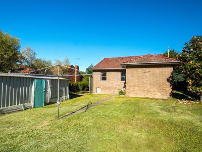 34 Simmons Road, Kingsgrove