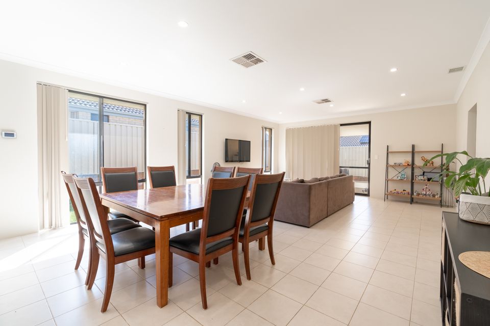 36 Firebrand Grove, Baldivis