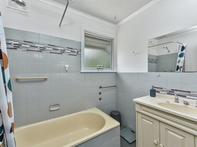 6 Fourth Street, Millicent