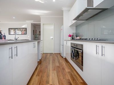 37 Leighfield Road, Hilbert