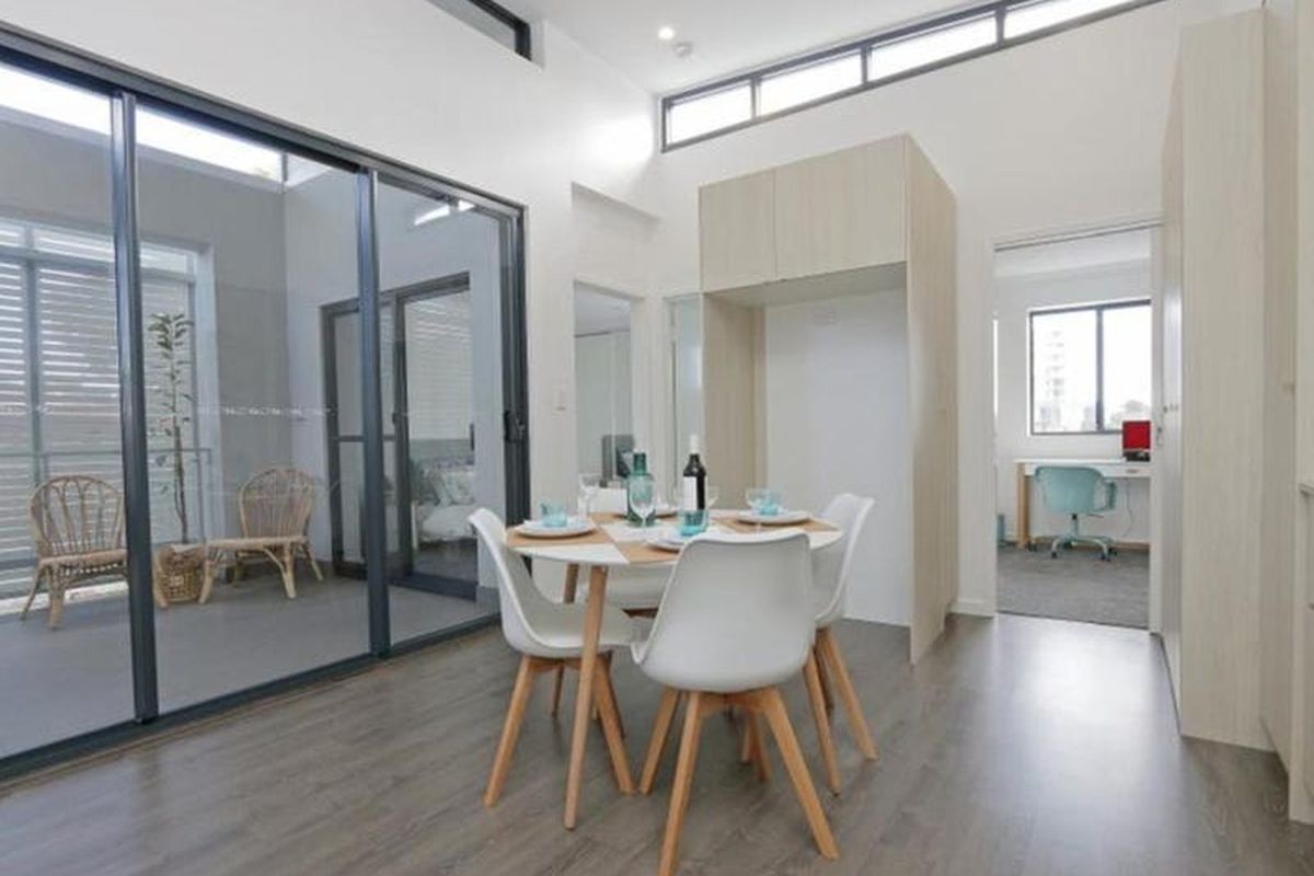 1 / 8 Salisbury Road, Rivervale
