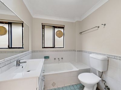 21 / 10-12 Alfred Street, Westmead