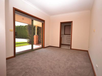 4 Lambert Street, Tawonga