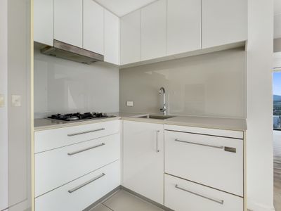 2037 / 16 Hamilton Place, Bowen Hills