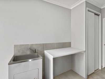 48 HIGHFIELD CIRCUIT, Bentley Park