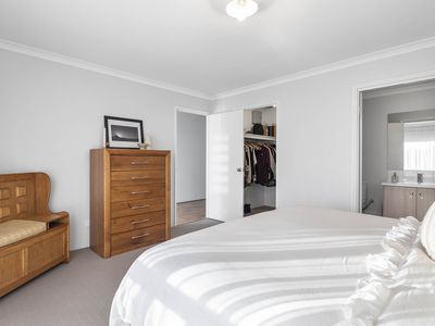 16 Balivanich Loop, Seville Grove