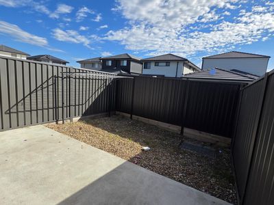 8A Farm Street, Austral