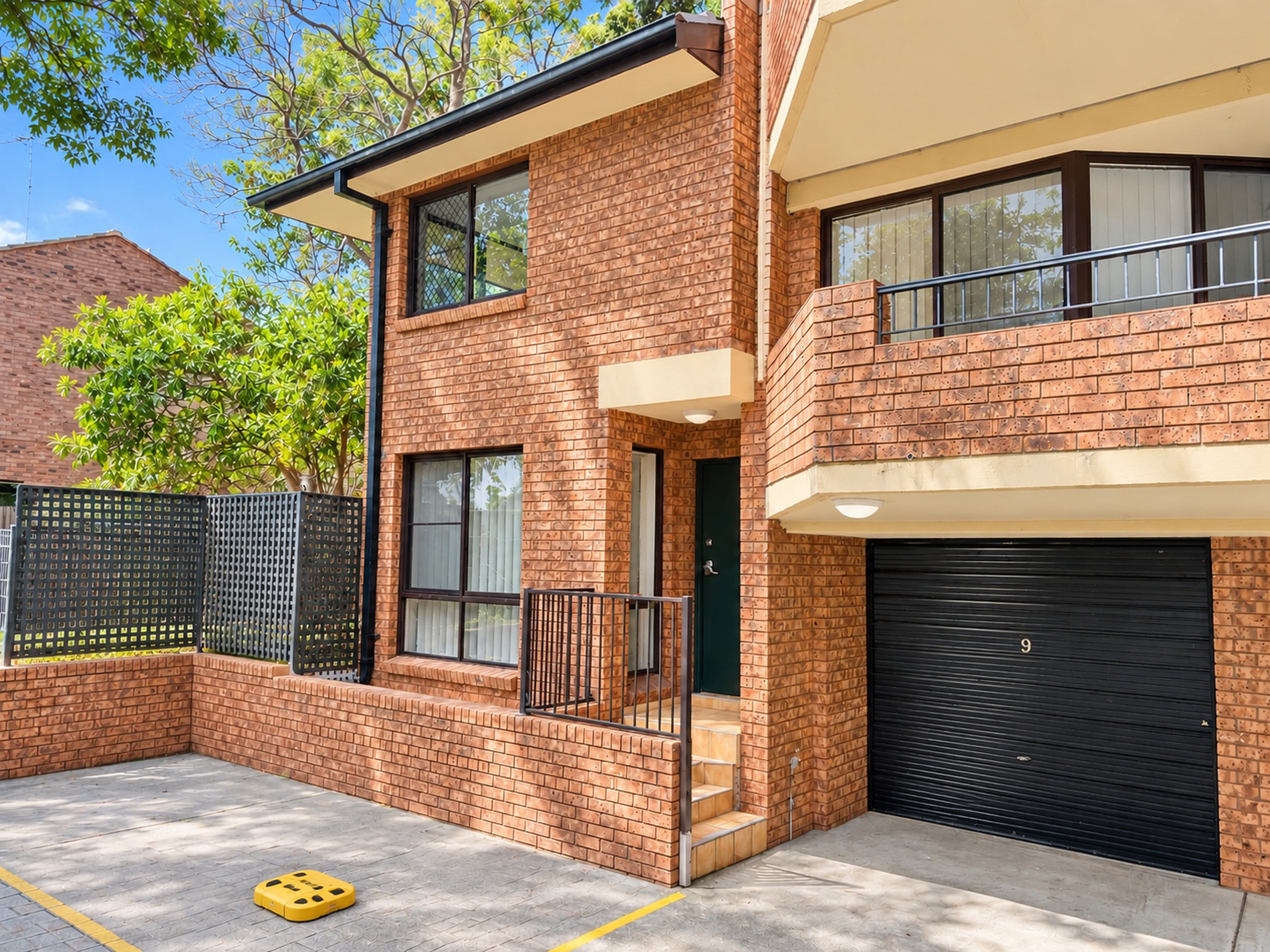 9 / 211 Hawkesbury Road, Westmead