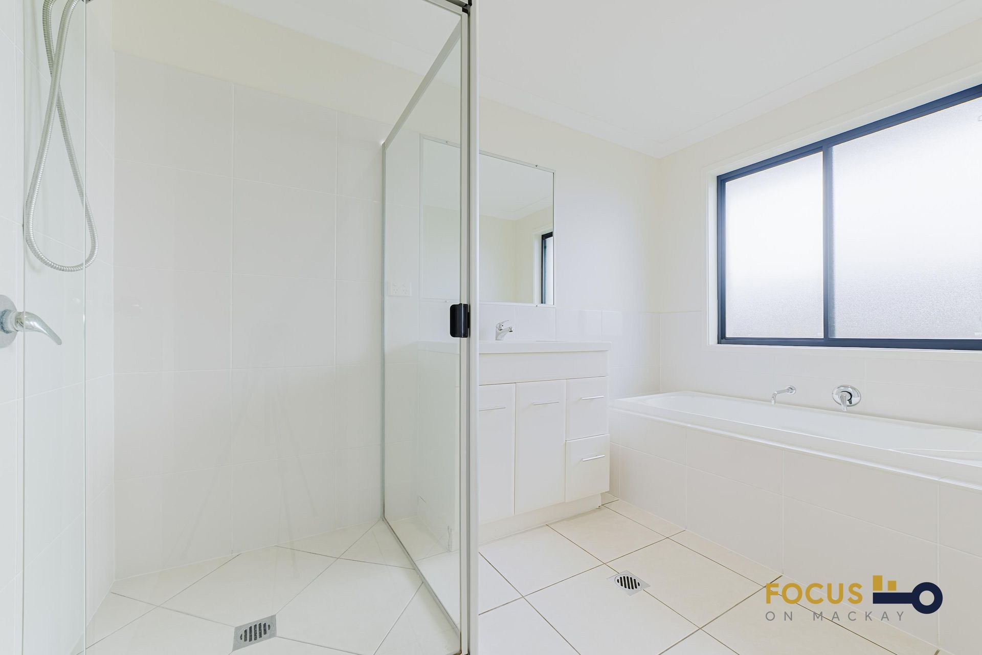 5 Chanelle Court, Glenella